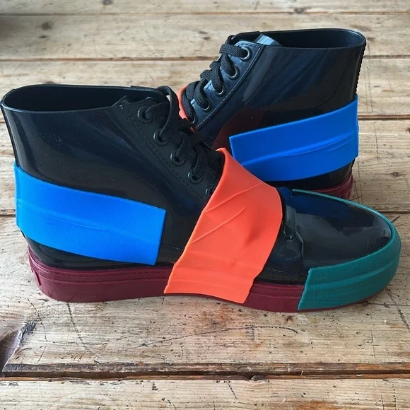 Melissa Crew High Top Sneakers - Picture 8 of 11